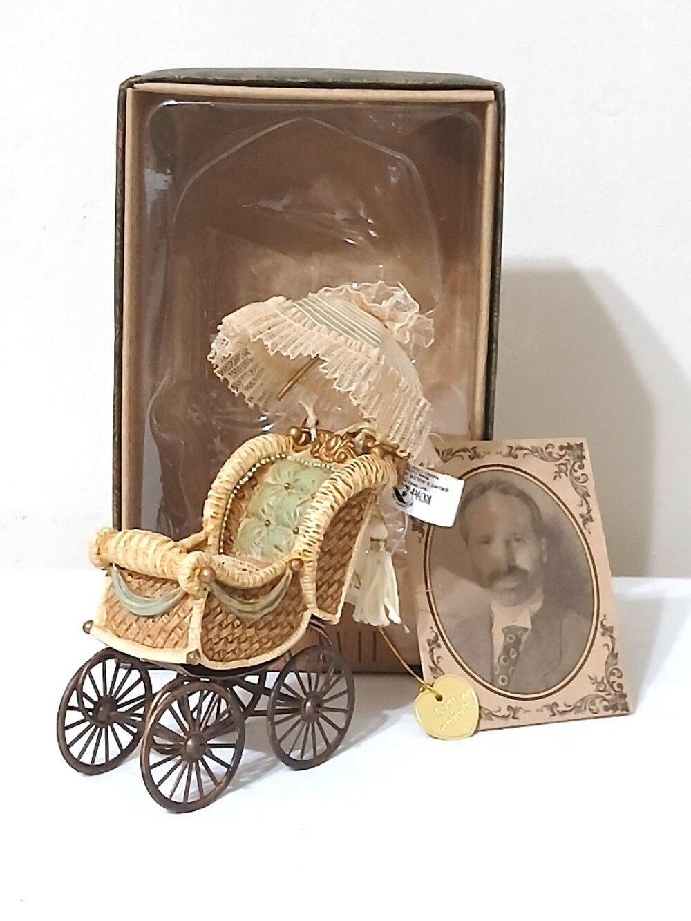 Louis Nichole Louis XVII Miniature Victorian Baby Carriage Pram NIB w/ Box Tags